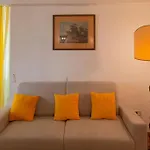 Charming 1Br Apartment